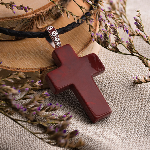 Крест Вырица с эмалью и яшмой 